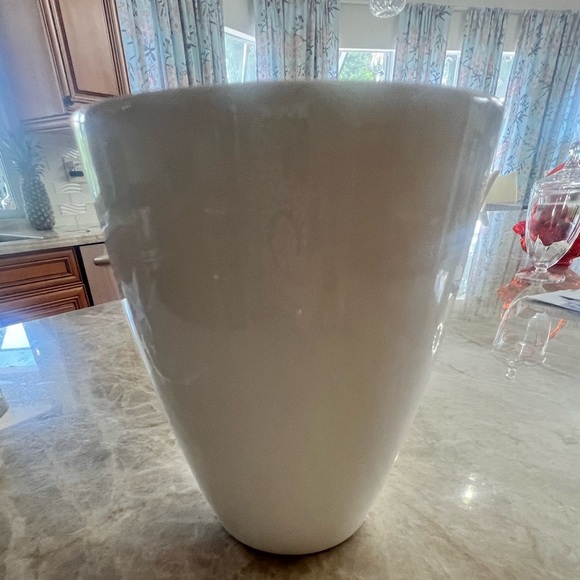 TIFFANY AND CO VINES HANDPAINTED IN JAPAN ON FINE WHITE PORCELAIN. - Picture 9 of 9